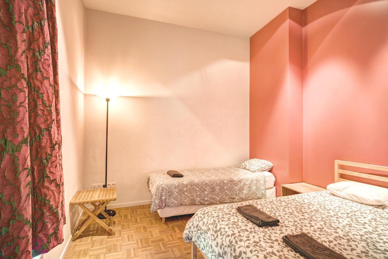 Three Bedroom Marble Apartment In The Heart Of アントウェルペン エクステリア 写真
