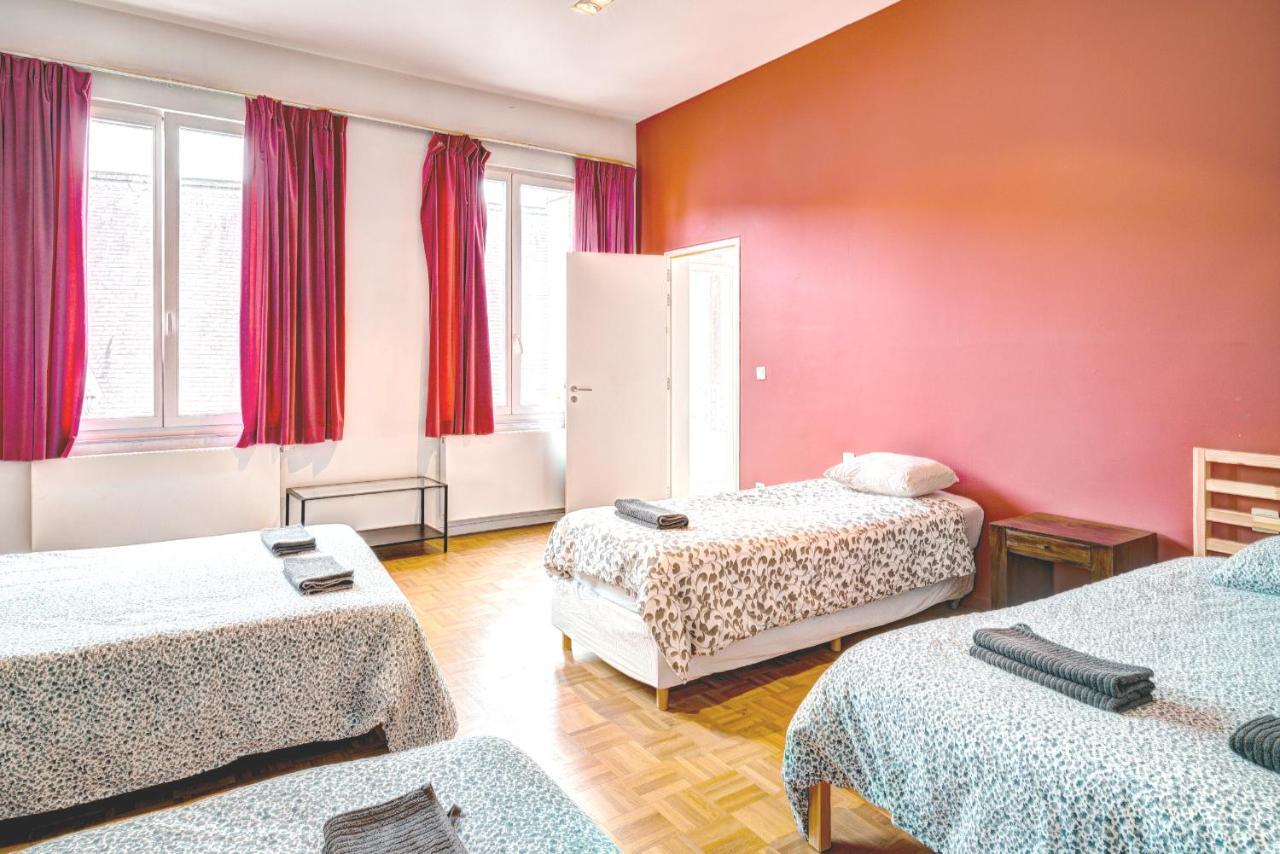 Three Bedroom Marble Apartment In The Heart Of アントウェルペン エクステリア 写真